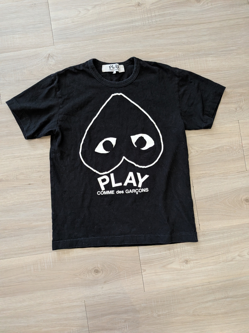 Comme des Garçons Black PLAY Logo Heart Kids Tee